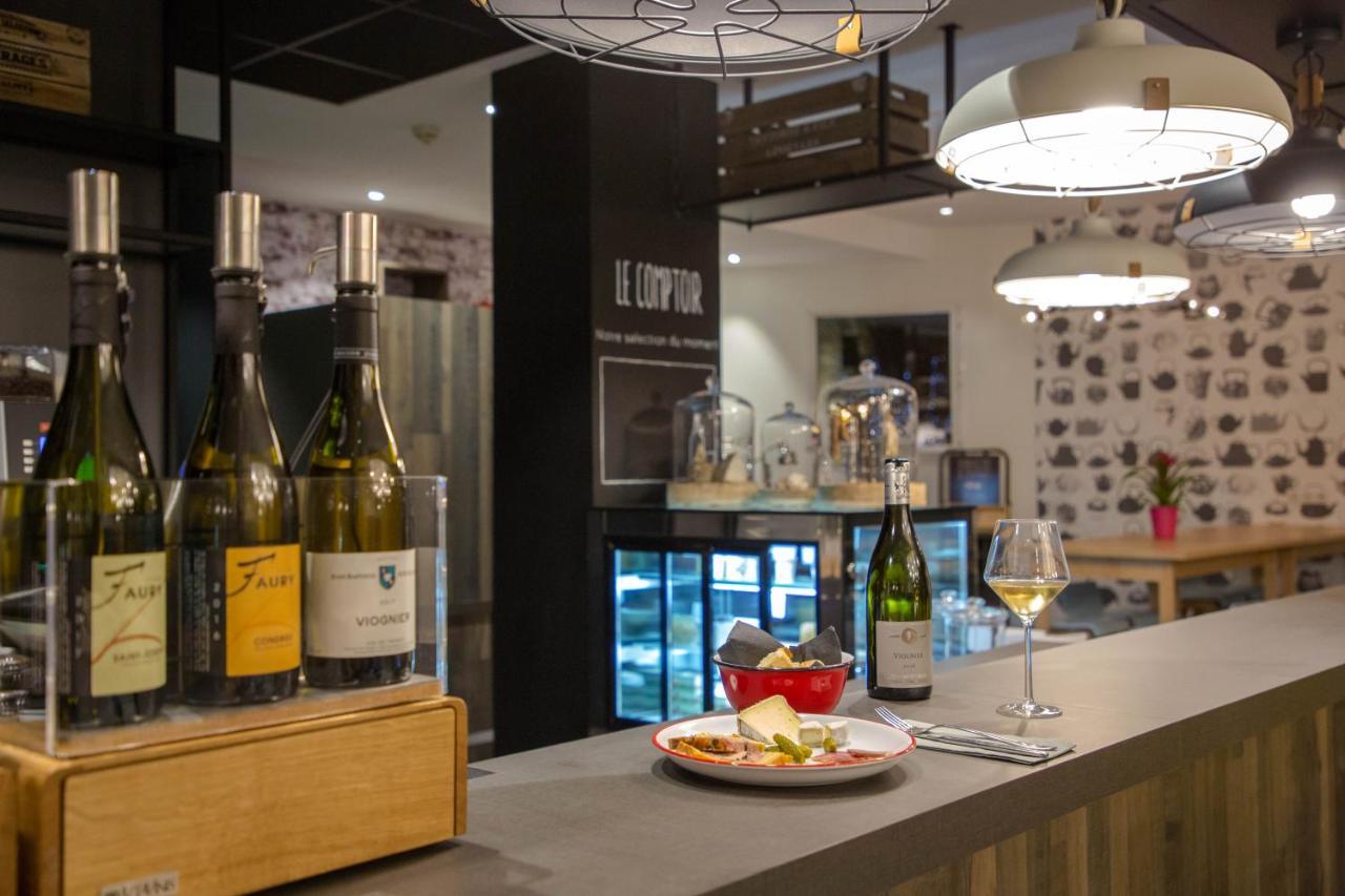 ホテル Ibis Lyon Sud Vienne Saint-Louis エクステリア 写真